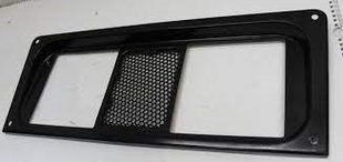80-8401080-01 Решітка капота нижня під круглу фару (ПО МТЗ)