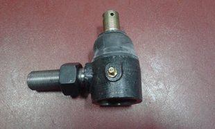 FT304.31F.033 Наконечник рулевой тяги правый