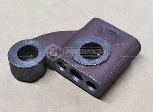KM385BT-03207 Стойка оси коромысел
